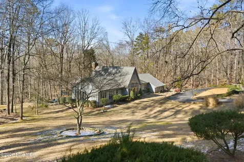 102 W Beaver Creek Road Wadesboro NC 28170