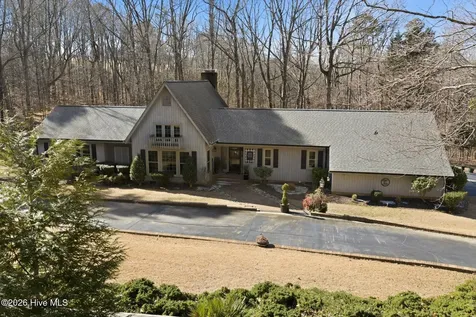 102 W Beaver Creek Road Wadesboro NC 28170