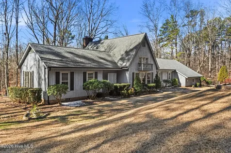 102 W Beaver Creek Road Wadesboro NC 28170