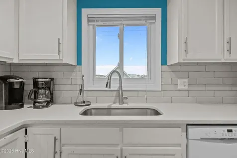 418 N Carolina Beach Avenue N Carolina Beach NC 28428