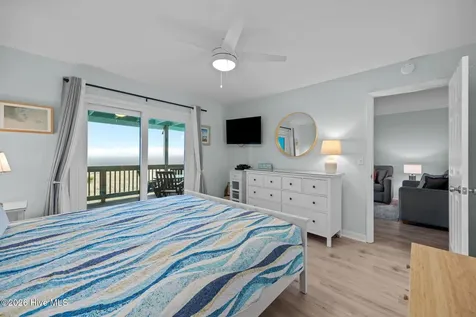 418 N Carolina Beach Avenue N Carolina Beach NC 28428