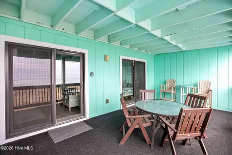 418 N Carolina Beach Avenue N Carolina Beach NC 28428