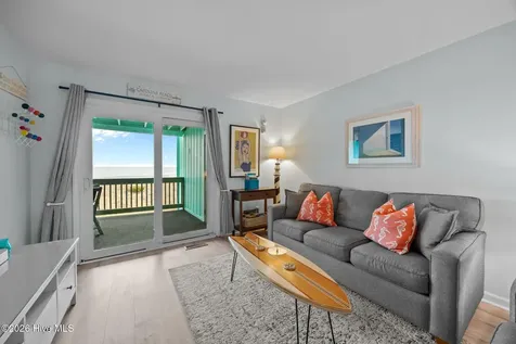 418 N Carolina Beach Avenue N Carolina Beach NC 28428