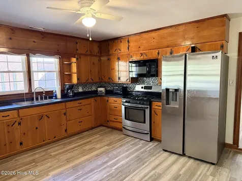 19 Wilkins Road Belhaven NC 27810
