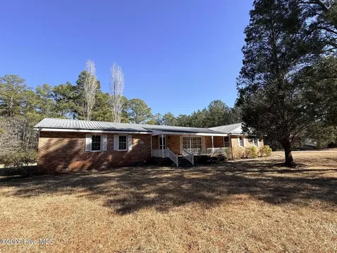19 Wilkins Road Belhaven NC 27810