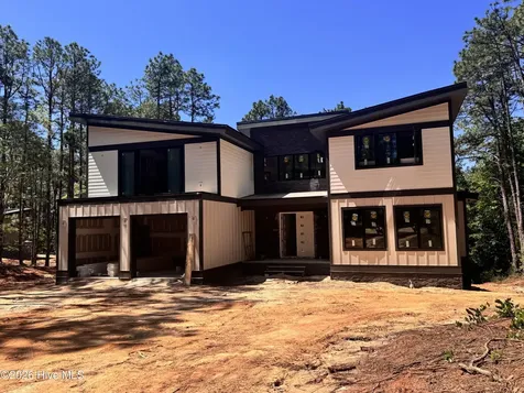 243 Hill Road Southern Pines NC 28387