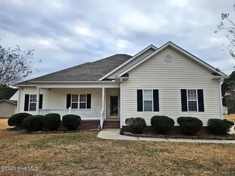 7 Edgewater Drive Smithfield NC 27577