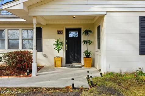 810 Williams Road New Bern NC 28562