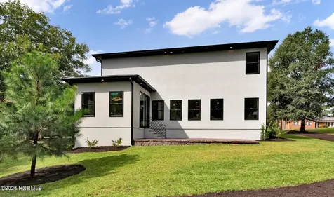 120 Fairview Road Leland NC 28451