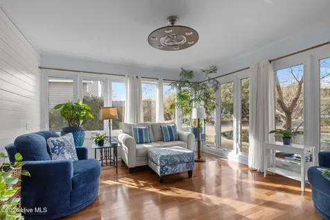 214 Sandfiddler E Emerald Isle NC 28594