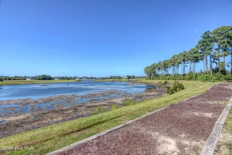 838 Lake Willow Way Holly Ridge NC 28445