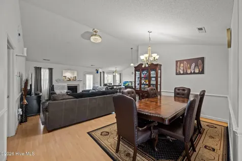222 Saratoga Lane New Bern NC 28562