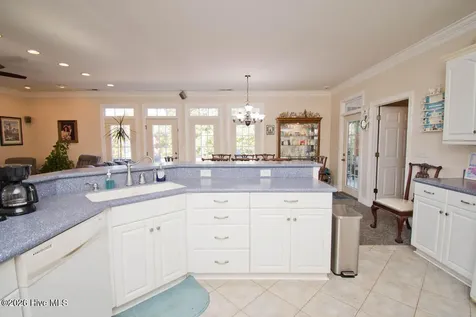 105 Alexandra Court Morehead City NC 28557