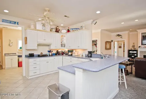 105 Alexandra Court Morehead City NC 28557