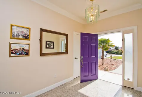 105 Alexandra Court Morehead City NC 28557