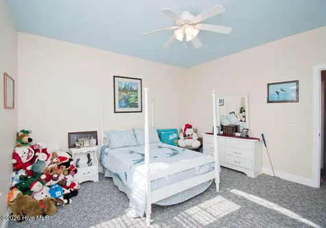 105 Alexandra Court Morehead City NC 28557