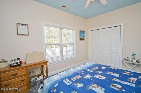 105 Alexandra Court Morehead City NC 28557
