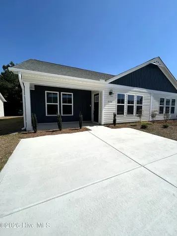 806 Discovery Cove Newport NC 28570