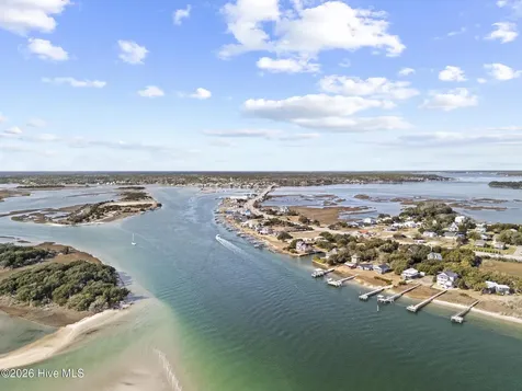 143 Capn Deck Lane Cedar Point NC 28584
