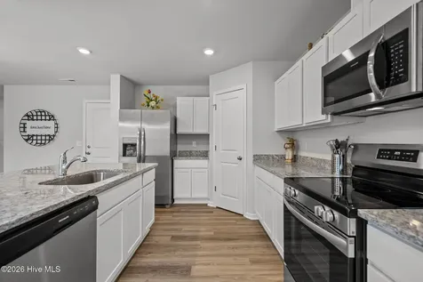 1427 New Sun Drive SE Bolivia NC 28422