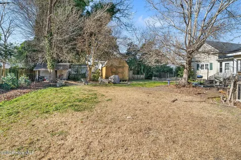 130 E Main Street Rose Hill NC 28458