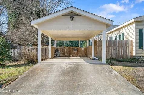 130 E Main Street Rose Hill NC 28458