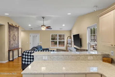 371 Pine Lake Road Southport NC 28461