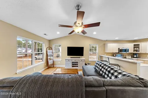 371 Pine Lake Road Southport NC 28461