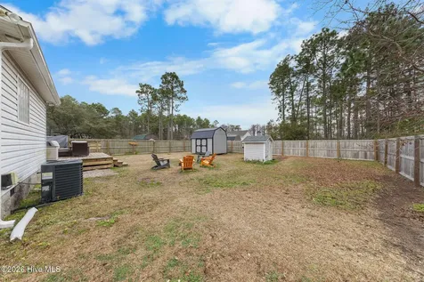 371 Pine Lake Road Southport NC 28461