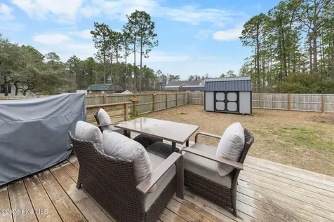371 Pine Lake Road Southport NC 28461