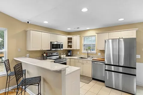 371 Pine Lake Road Southport NC 28461