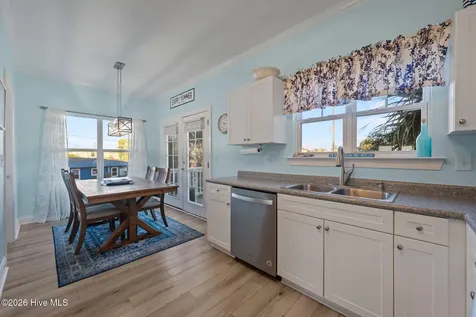 615 N New River Drive Surf City NC 28445