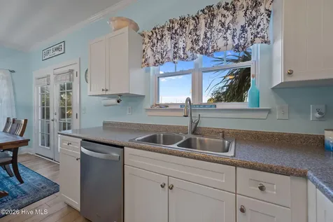 615 N New River Drive Surf City NC 28445