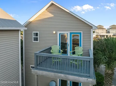 615 N New River Drive Surf City NC 28445