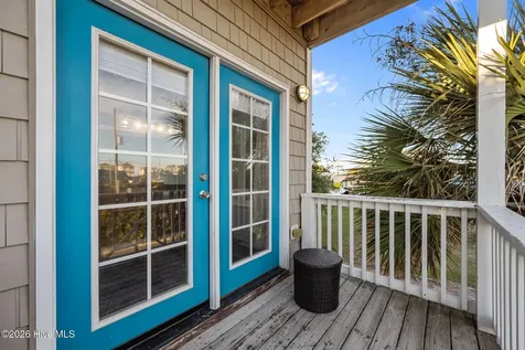 615 N New River Drive Surf City NC 28445