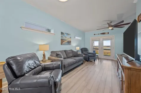 615 N New River Drive Surf City NC 28445