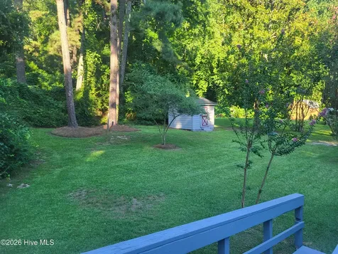 716 Pinecrest Street Carthage NC 28327