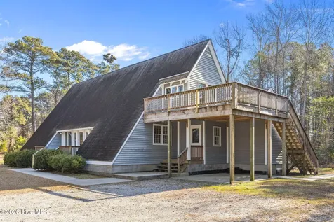 1480 Highway 101 Beaufort NC 28516