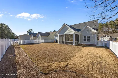142 Grantham Place New Bern NC 28560