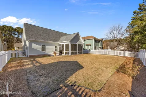 142 Grantham Place New Bern NC 28560