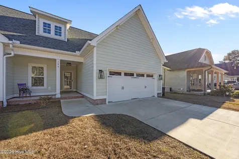 142 Grantham Place New Bern NC 28560