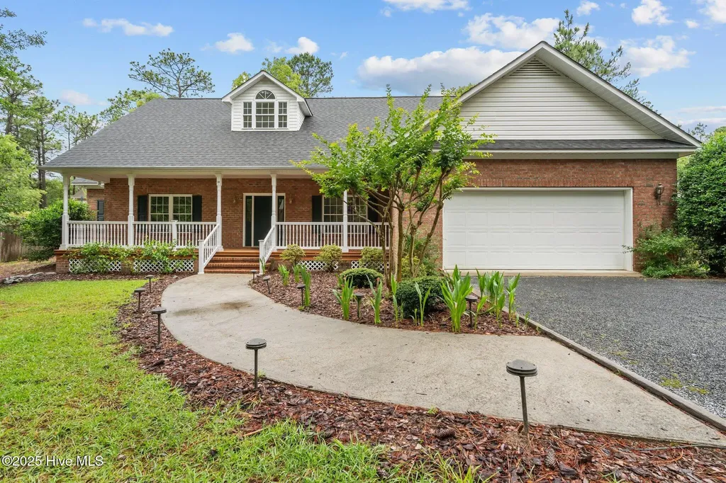 10 Lodge Pole Lane Pinehurst NC 28374