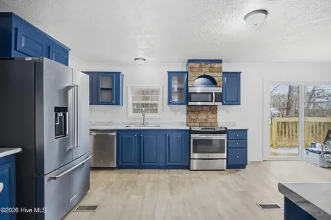 456 Lanier Avenue Rocky Point NC 28457