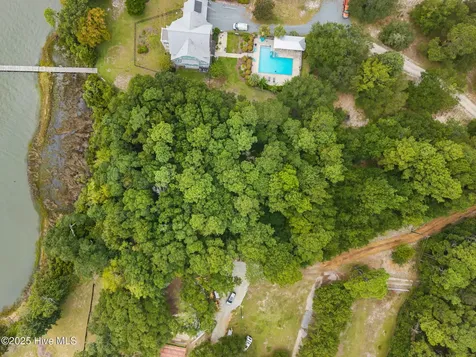 128 Missie Cove Lane Sneads Ferry NC 28460