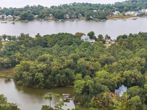 128 Missie Cove Lane Sneads Ferry NC 28460