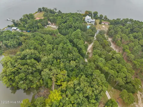 128 Missie Cove Lane Sneads Ferry NC 28460