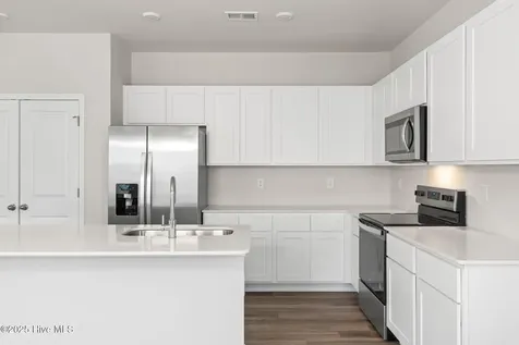 91 Maymont Street NW Supply NC 28462