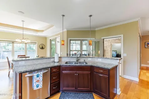3220 Moss Hammock Wynd Southport NC 28461