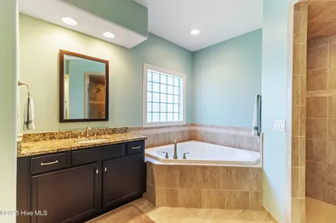3220 Moss Hammock Wynd Southport NC 28461