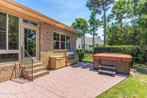 3220 Moss Hammock Wynd Southport NC 28461